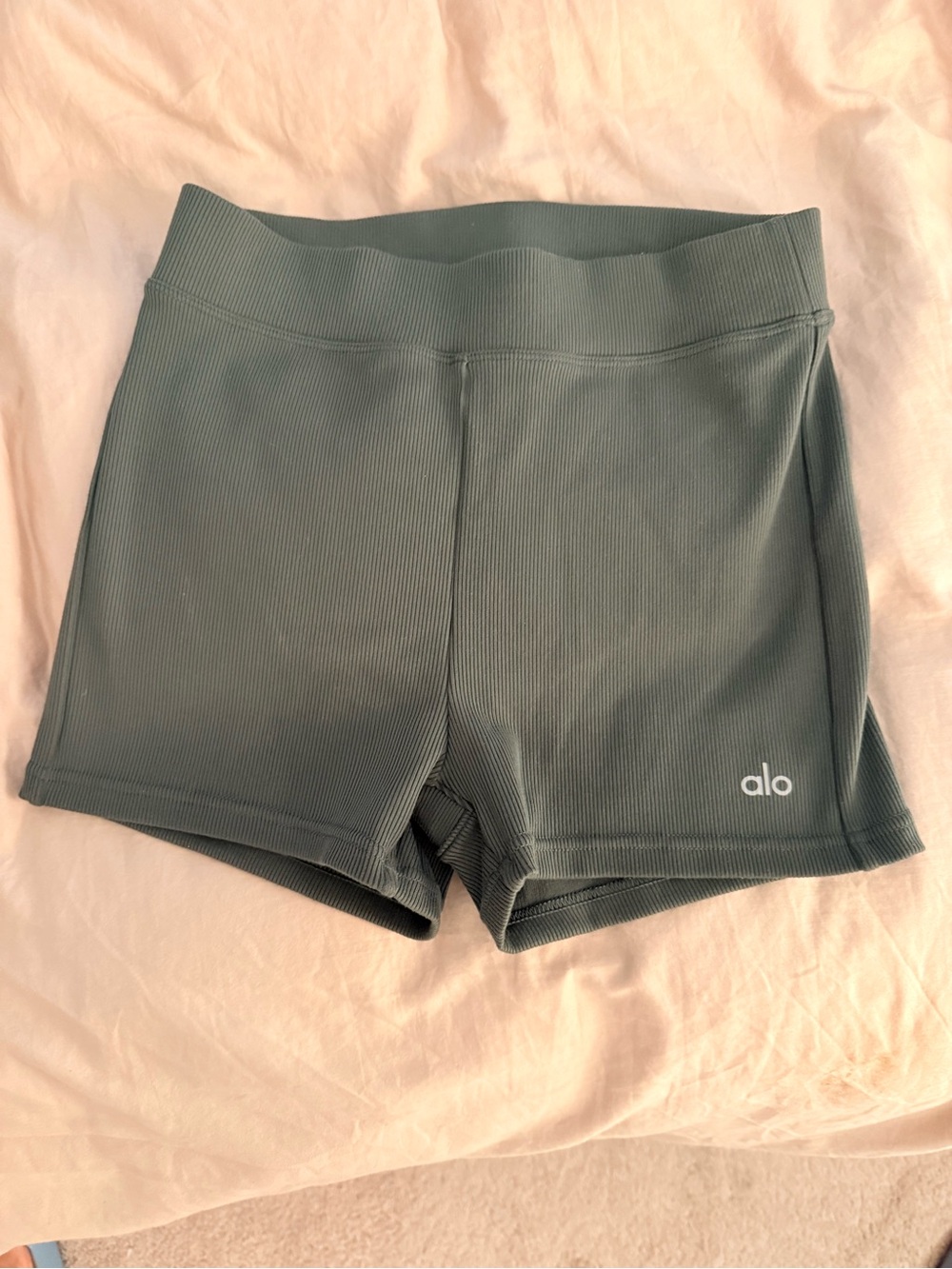 ALO Yoga Ribbed High-Waist Bike Shorts — Slate Green